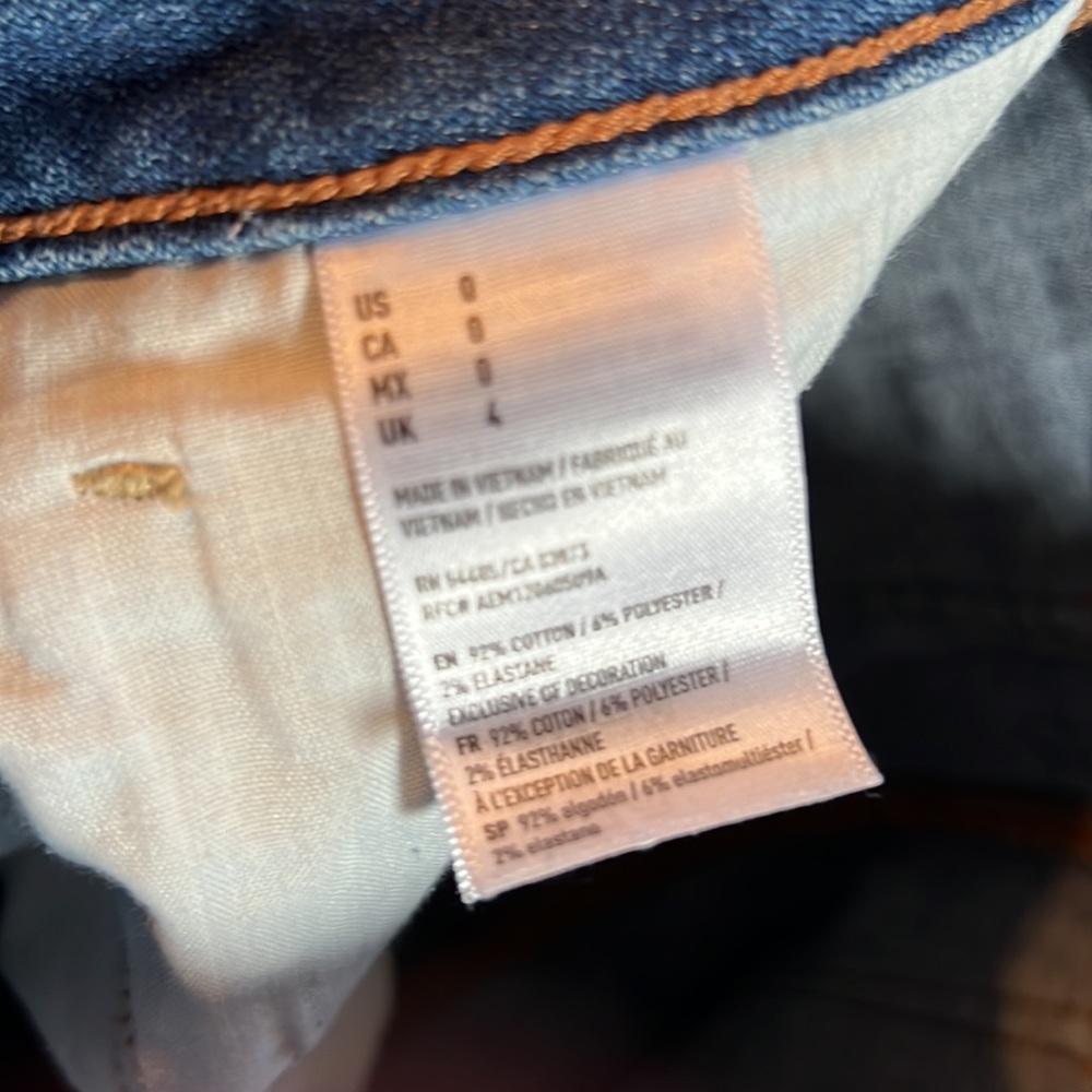 American Eagle Jean Skirt - Picture 4 of 4
